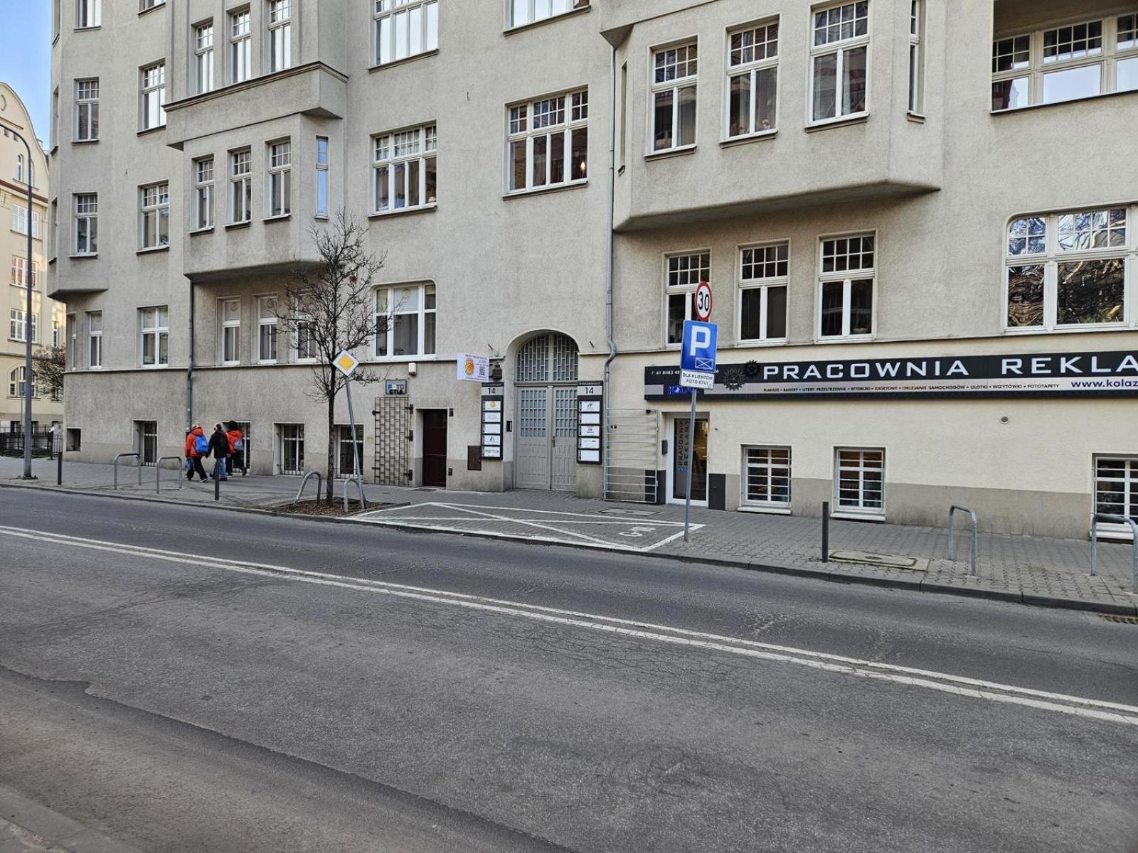 Happy House Hostel Poznań Kültér fotó